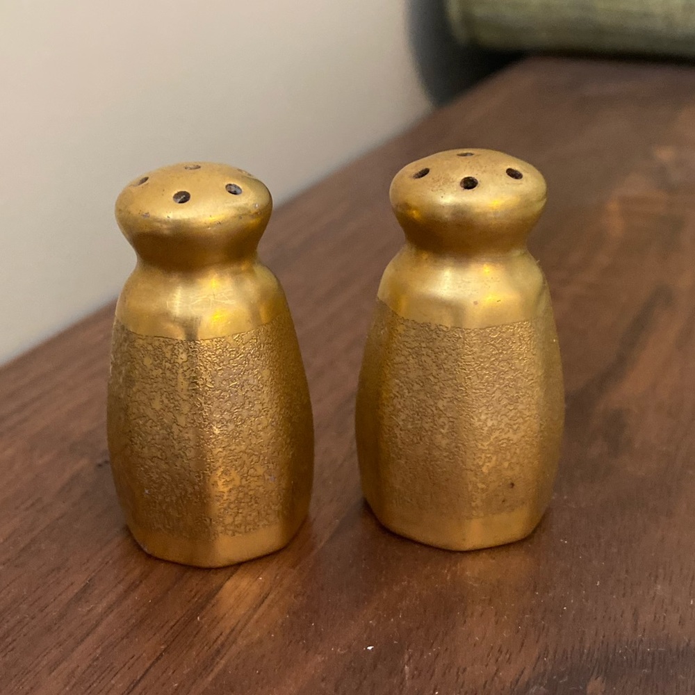 Pickard 24k gold painted mini salt and pepper shakers